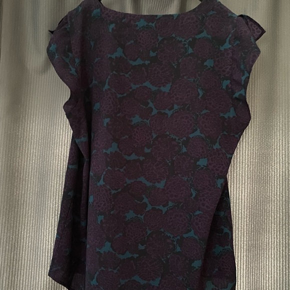 SOLD - Joe Fresh Shirt - Picture 2 of 2